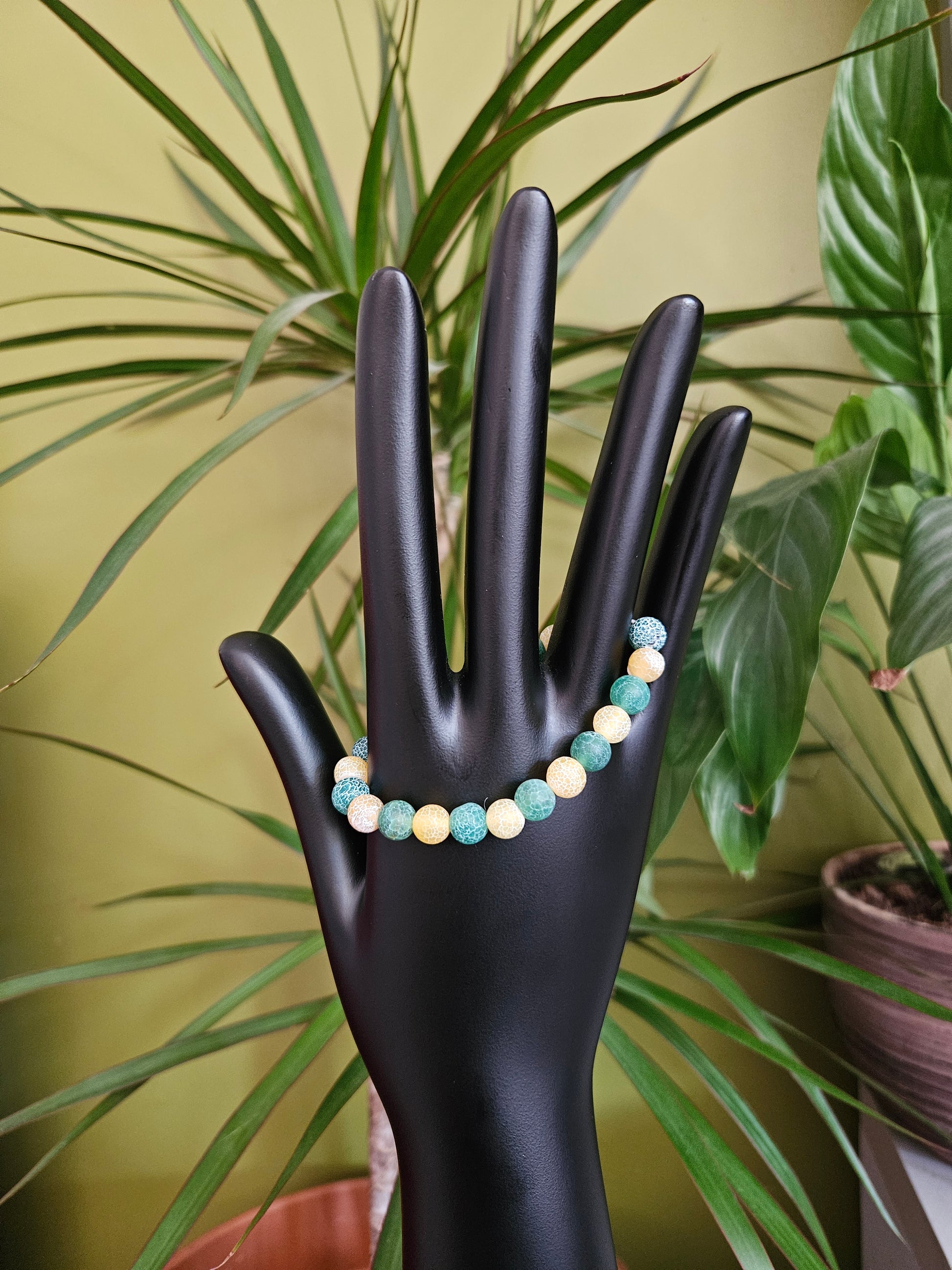 Handmade Frost Cracked Agate bracelet 8mm